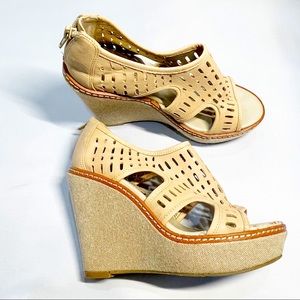 Banana Republic Leather Beige Brown Wedge Sandals